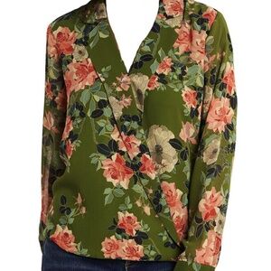 NWT Vince Camuto Guilded Floral Notch Collar Top in Parsley, Medium